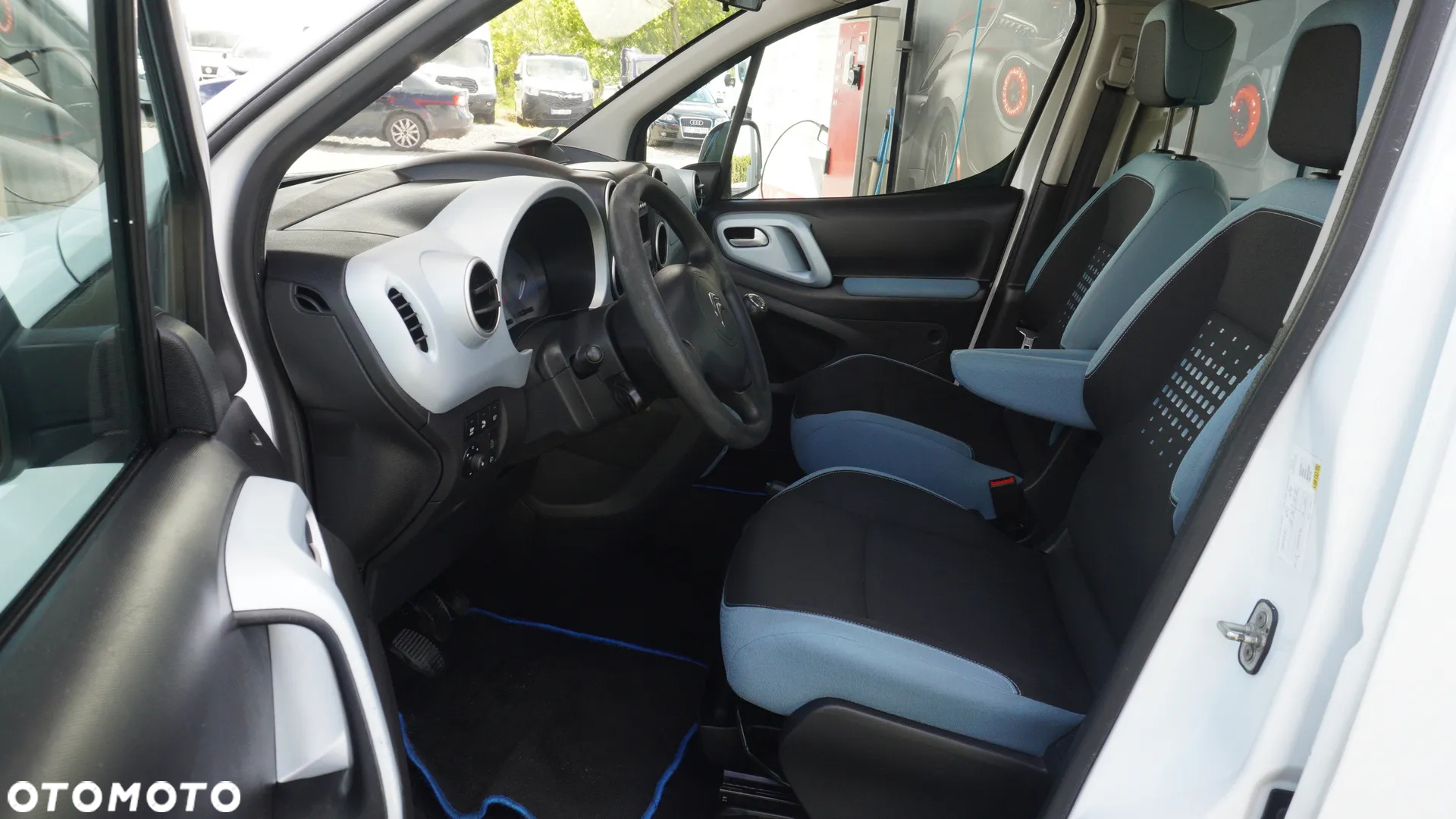 Citroën Berlingo 1.6 HDi Multispace - 25