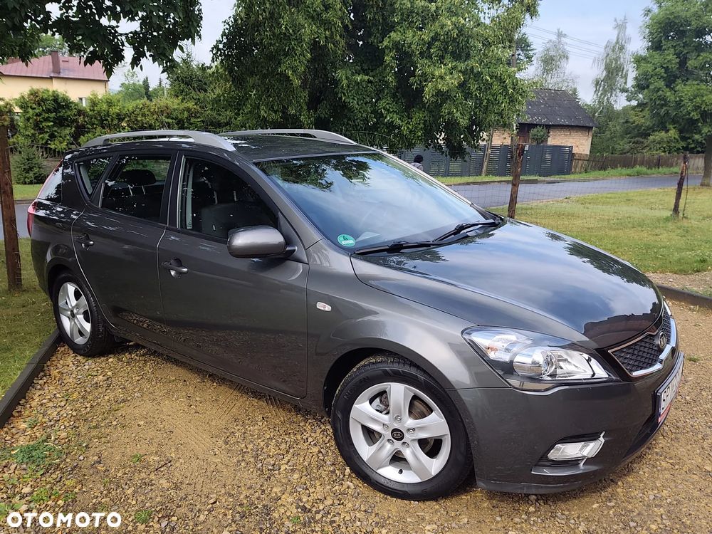 Kia Ceed 2012 photo 3