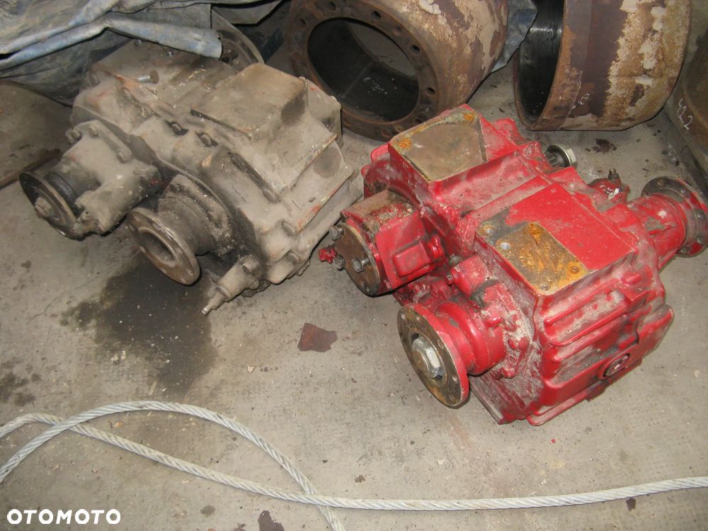Steyr  Man wyprzedaż silników resor reduktor skrzynia - 8