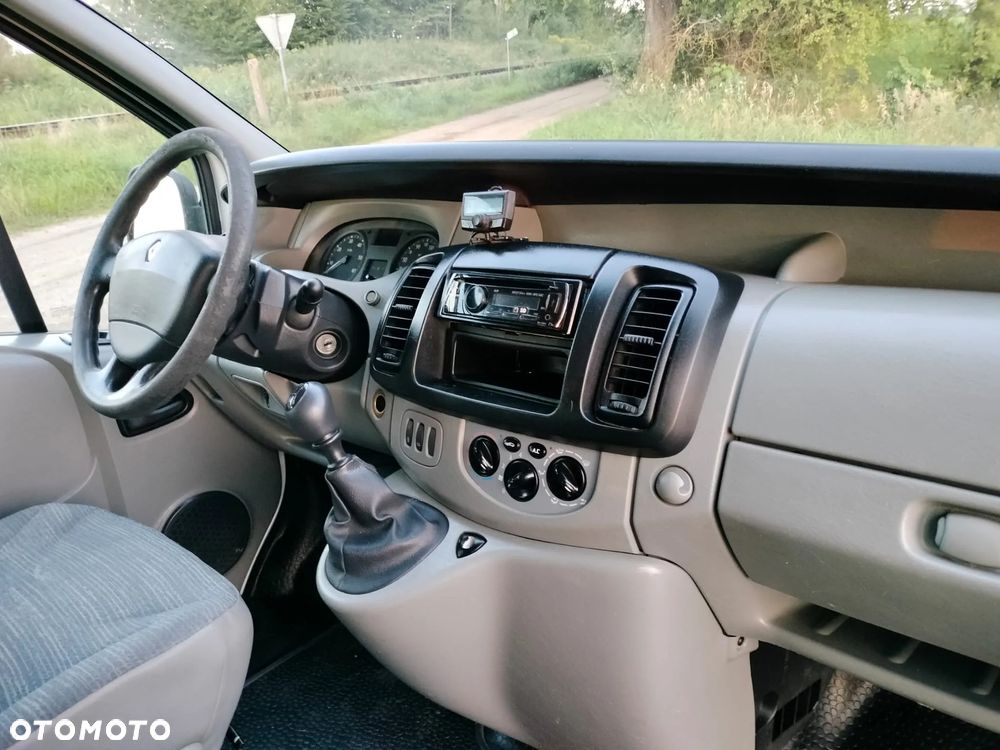Renault trafic - 16