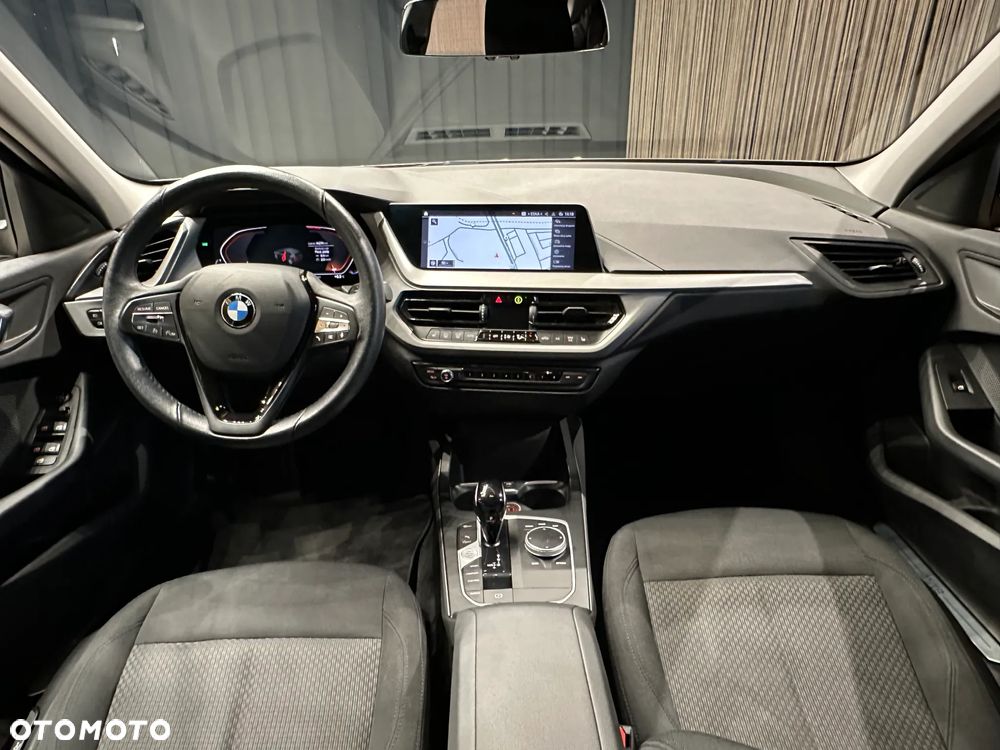BMW Seria 1 118i Advantage - 13