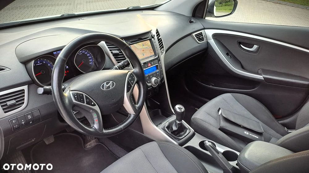Hyundai i30 1.6 GDI Premium - 4