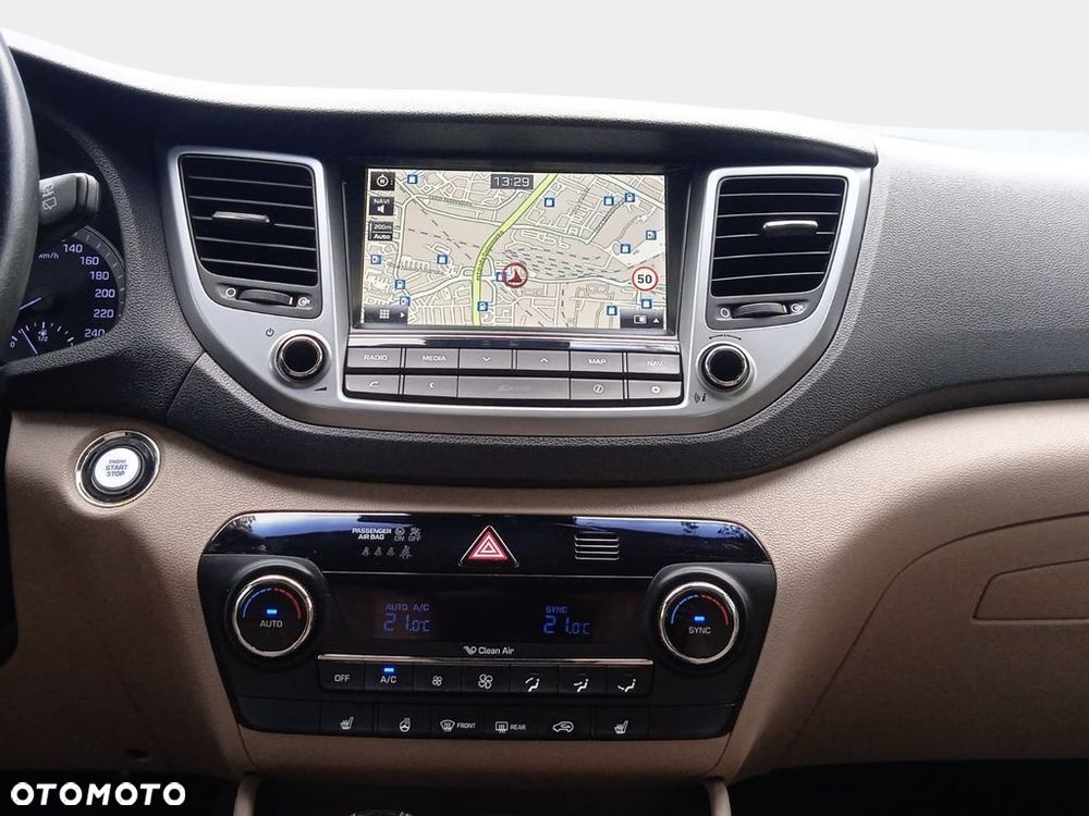 Hyundai Tucson 1.7 CRDI BlueDrive Style 2WD DCT - 18