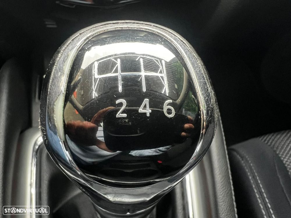 Nissan Qashqai 1.2 DIG-T Tekna Premium Pele S P.Preta - 43