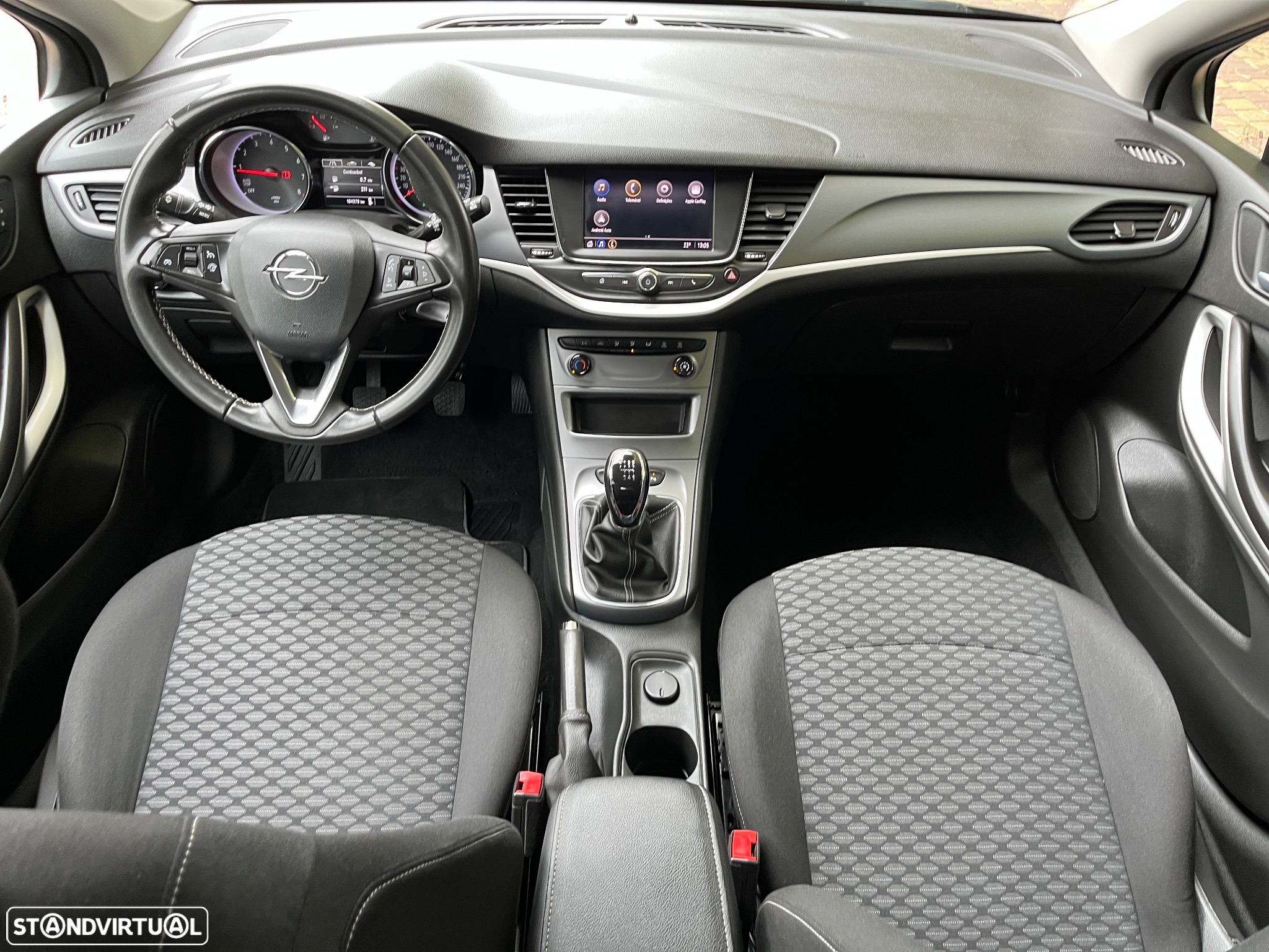 Opel Astra 1.2 T Business Edition S/S - 32