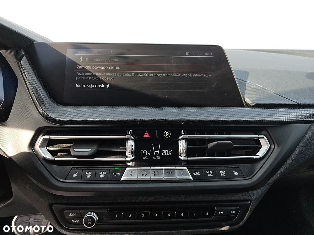 BMW Seria 2 220i xDrive M Sport - 14