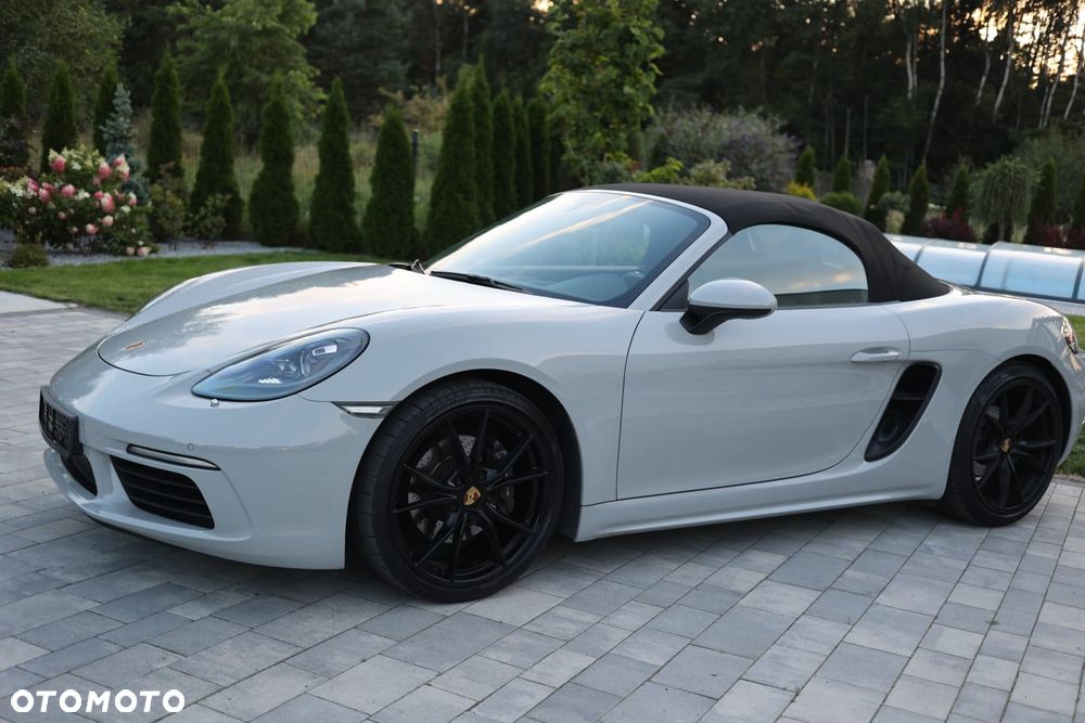 Porsche Boxster - 34