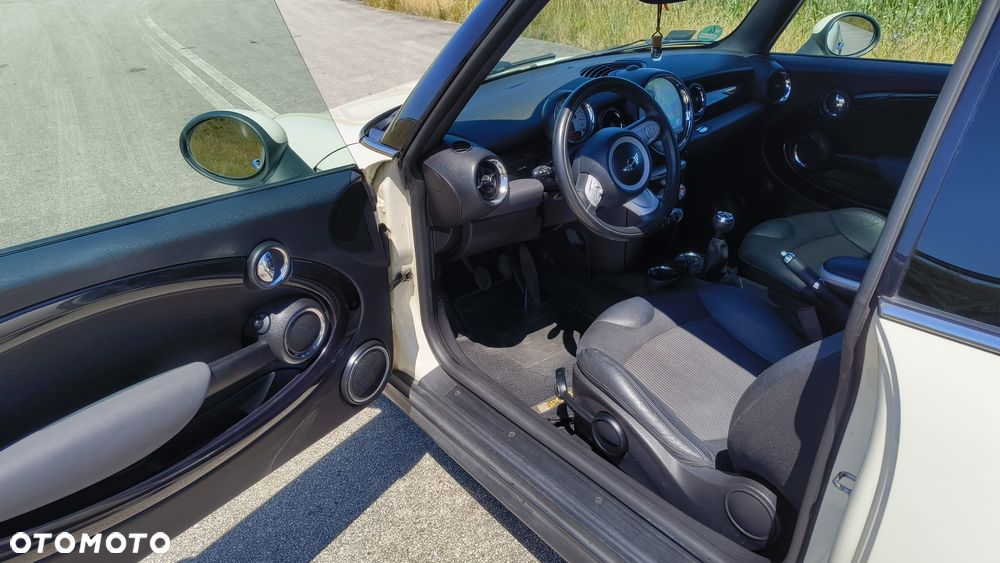 MINI Cooper Standard - 9