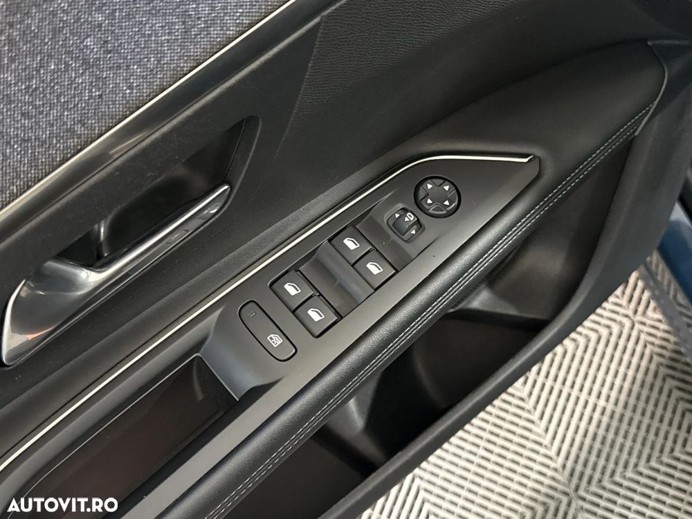 Peugeot 3008 - 15