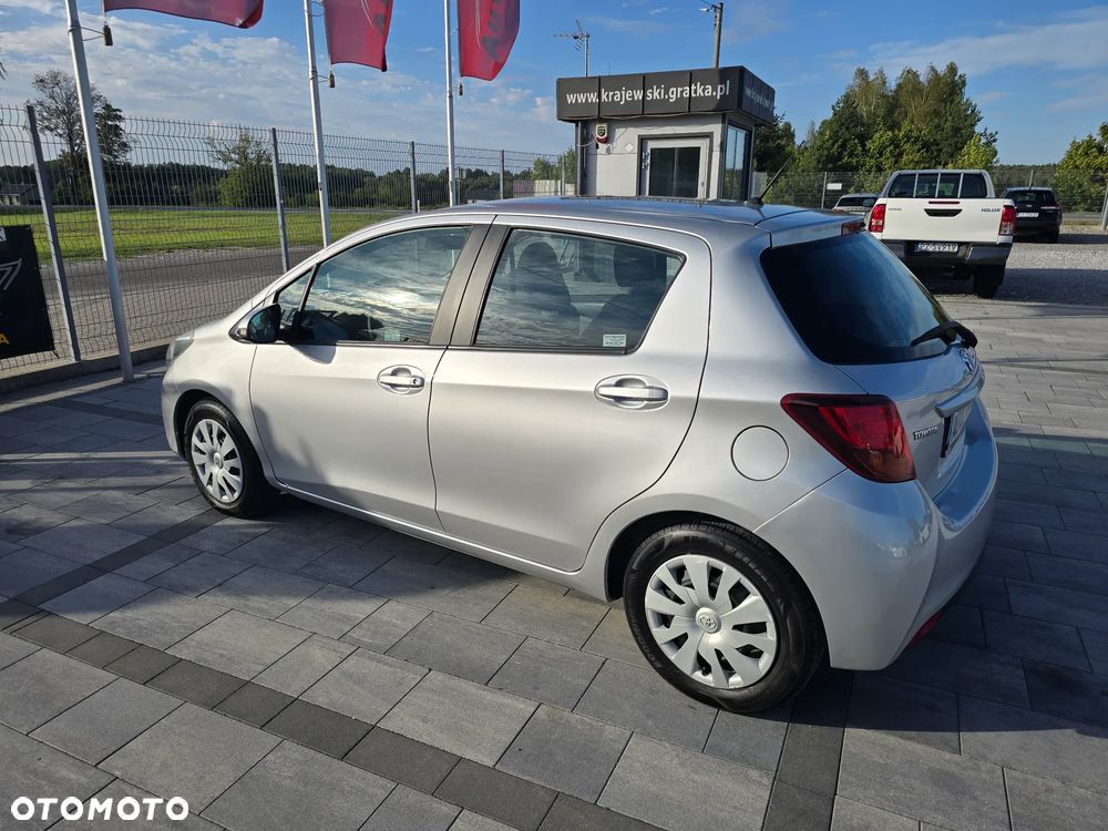 Toyota Yaris 1.0 Premium - 13