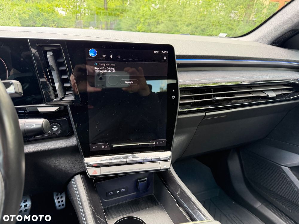 Renault Austral 1.3 TCe mHEV Techno esprit Alpine - 9