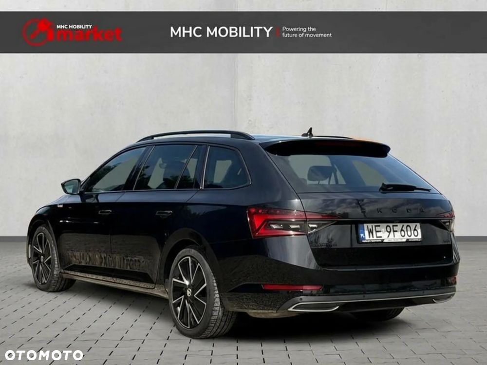 Skoda Superb 2.0 TDI SCR 4x4 Sportline DSG - 3