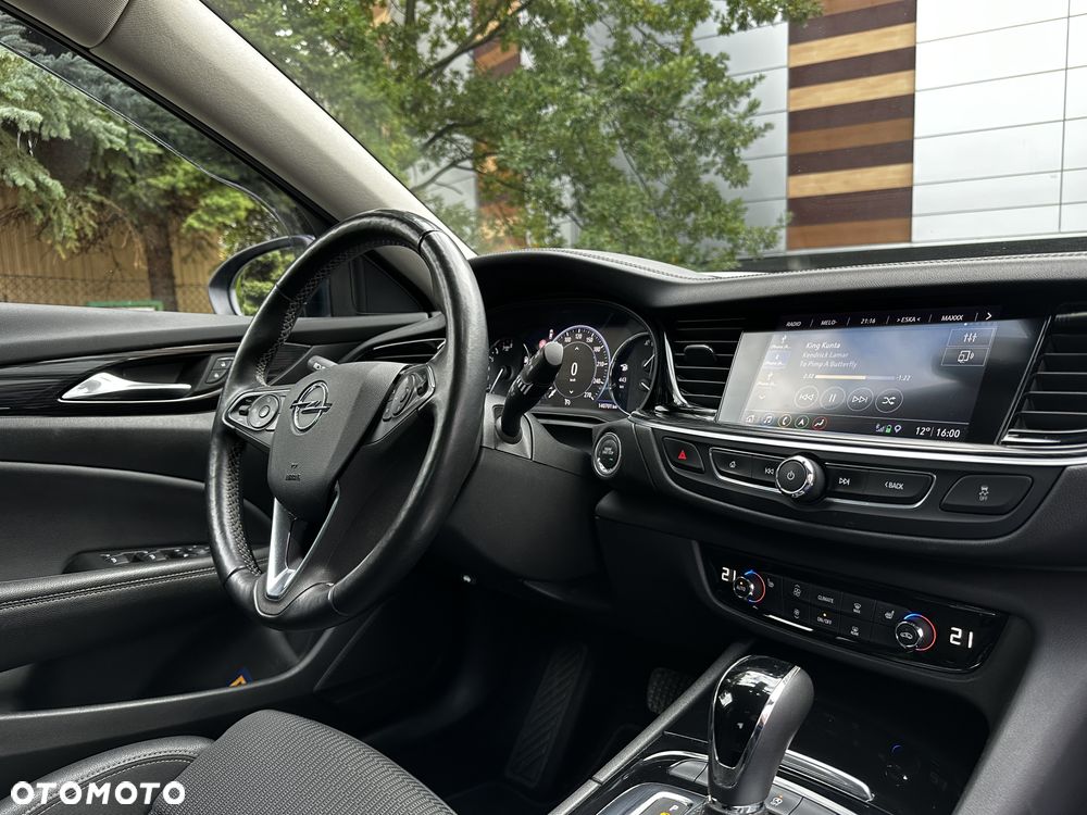 Opel Insignia 1.5 T Elite S&S - 18