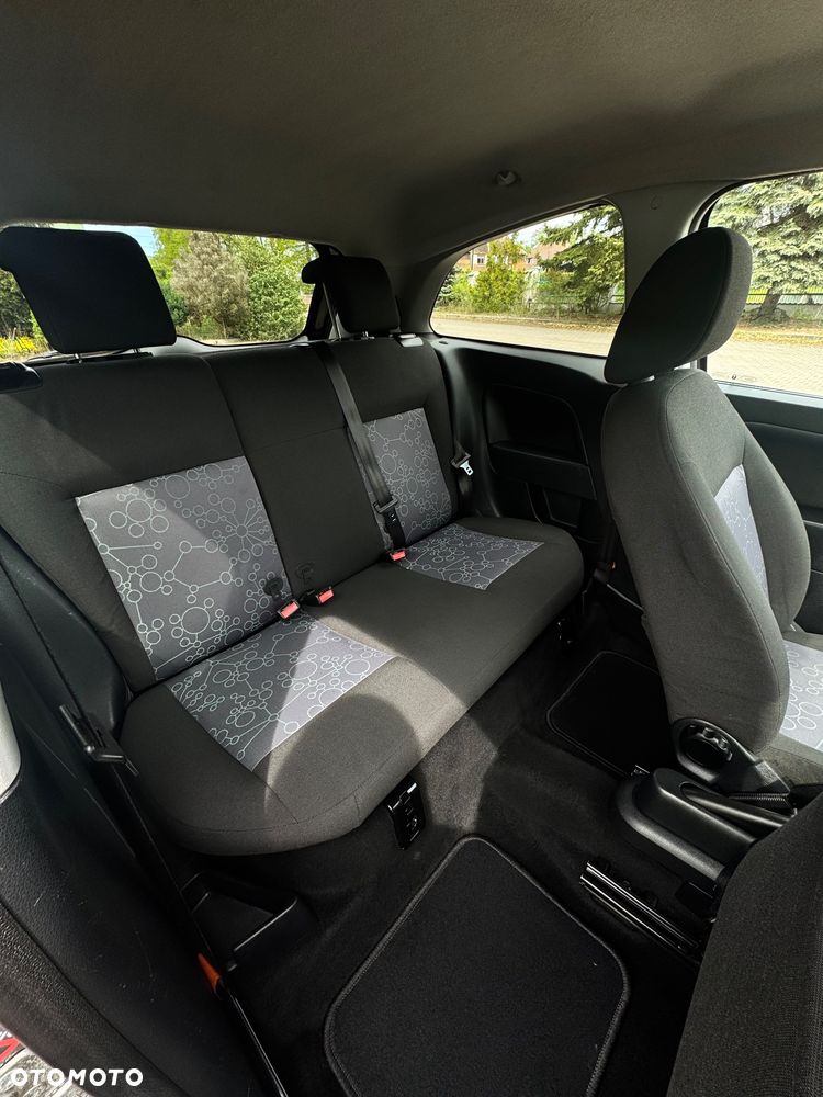 Ford Fiesta 1.4 - 8