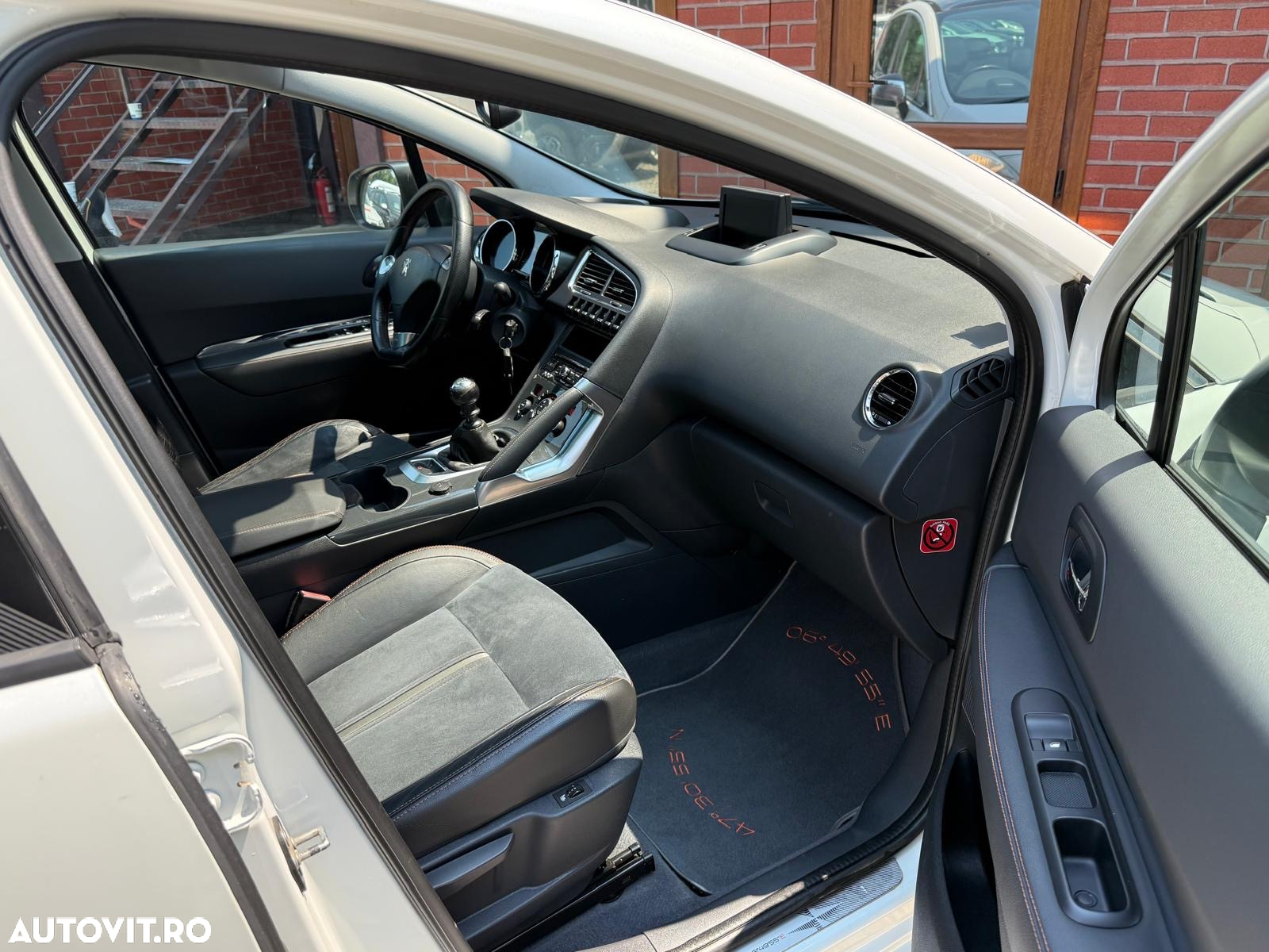 Peugeot 3008 PureTech 130 Stop & Start GPF Crossway - 18