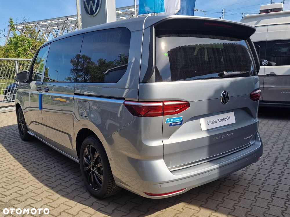 Volkswagen Multivan - 8