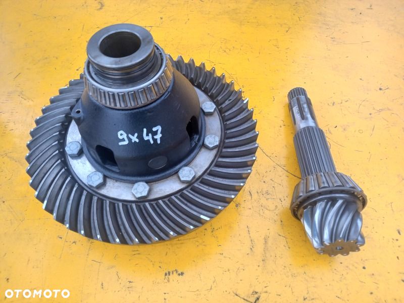 Dyferencjał mostu tył tylnego New Holland T6.155 - 1
