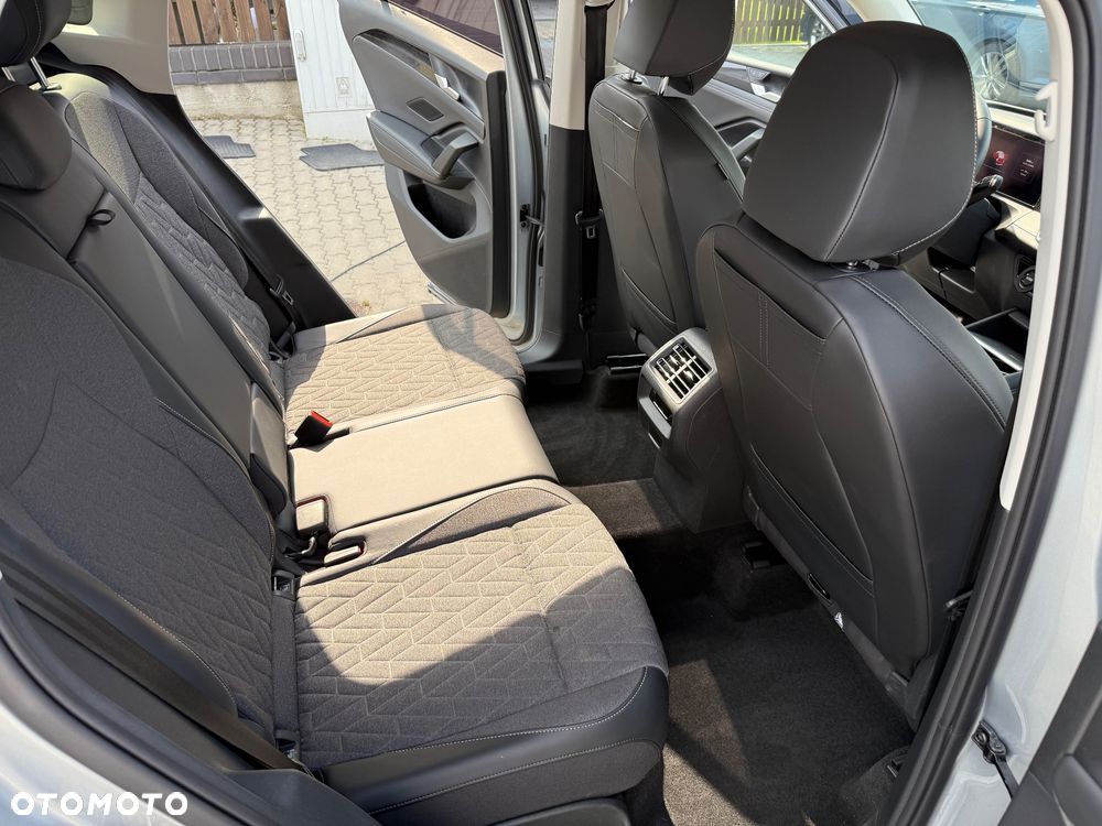 Volkswagen Tiguan - 14