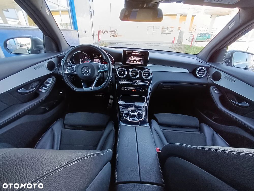 Mercedes-Benz GLC 220 d 4Matic 9G-TRONIC AMG Line - 16