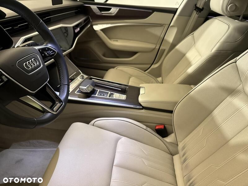 Audi A7 Sportback - 11