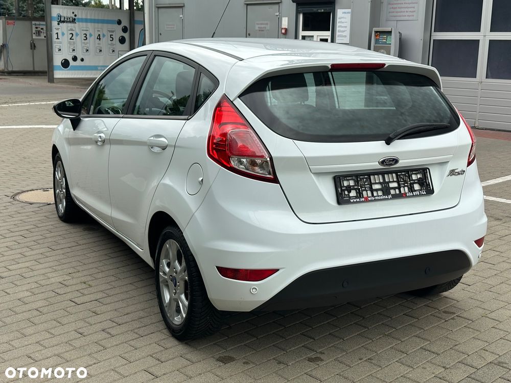 Ford Fiesta 1.6 TDCi SYNC Edition - 5