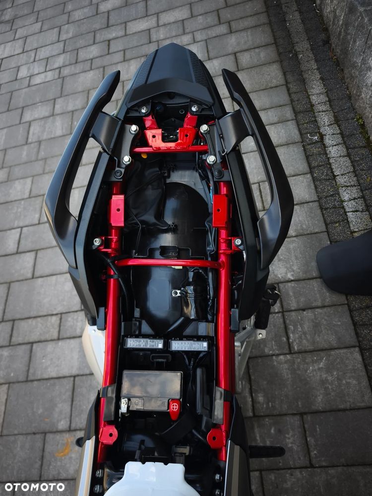 Honda CB - 21