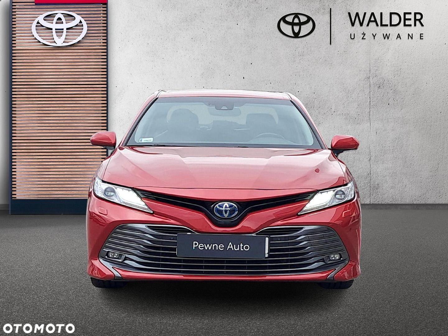 Toyota Camry - 8