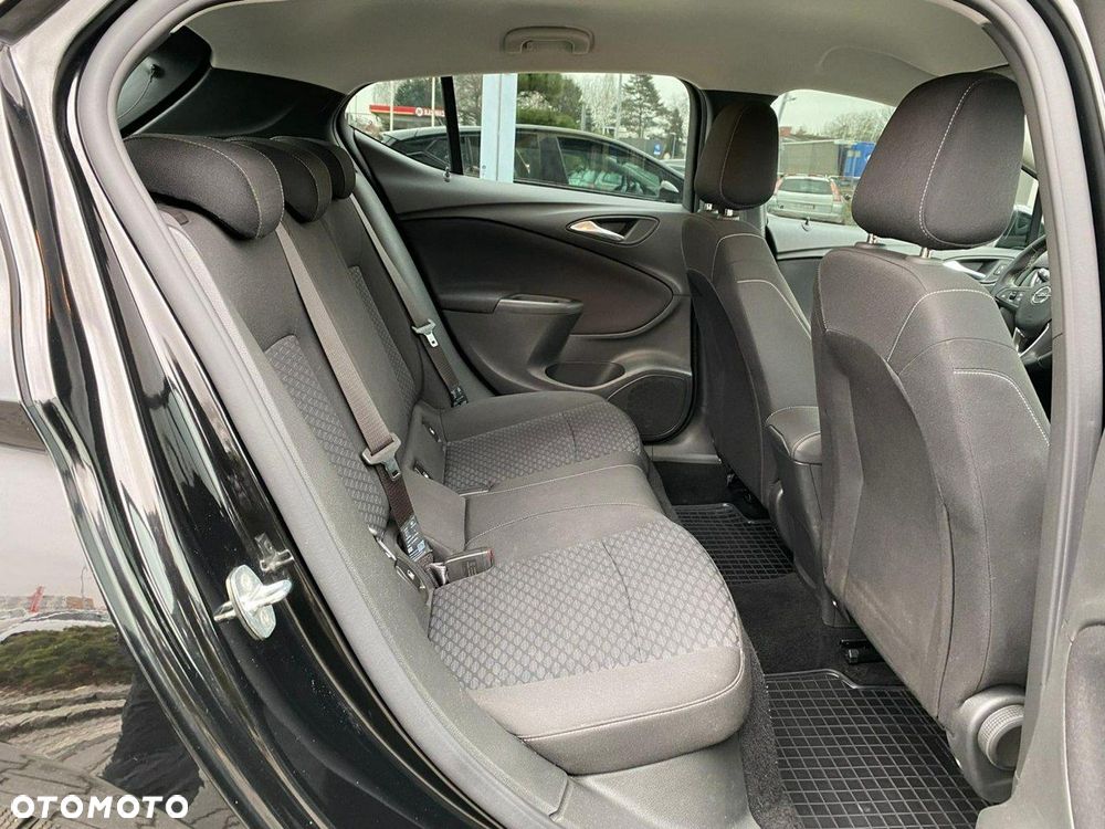 Opel Astra - 8