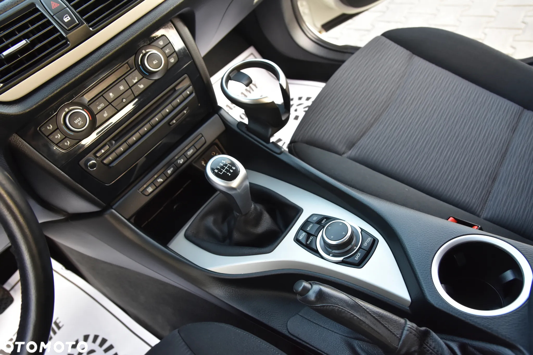 BMW X1 xDrive18d - 29