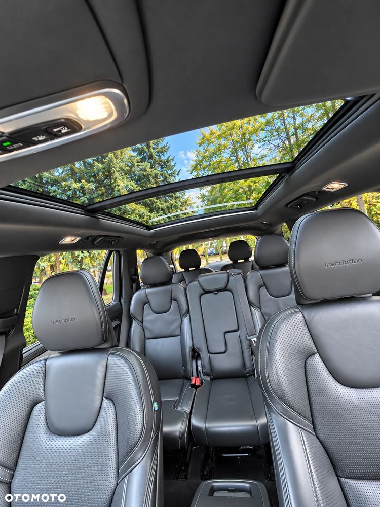 Volvo XC 90 - 21