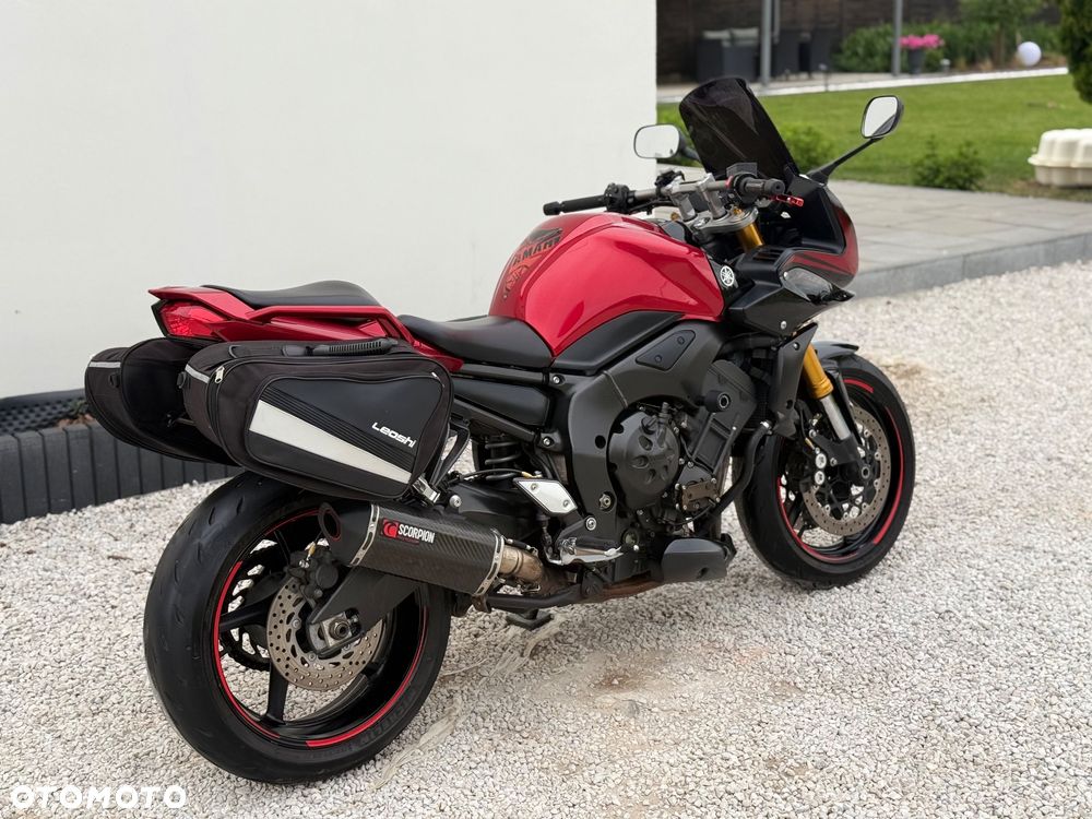 Yamaha FZ - 19
