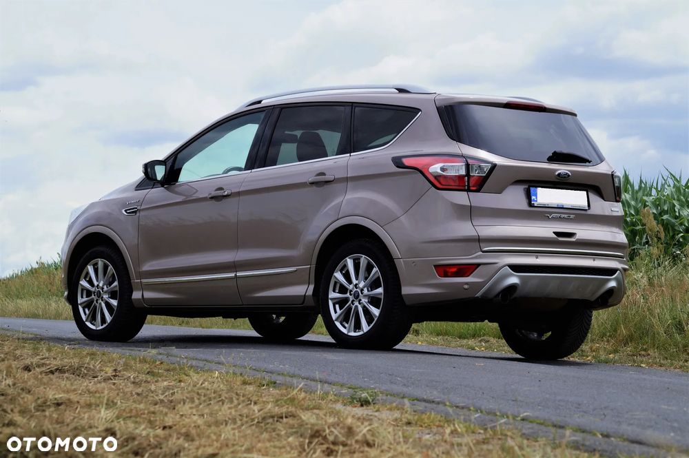 Ford Kuga - 10