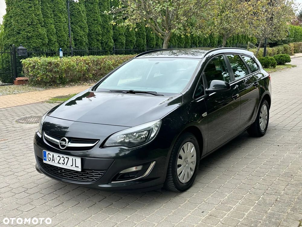 Opel Astra V 1.6 CDTI Dynamic - 3
