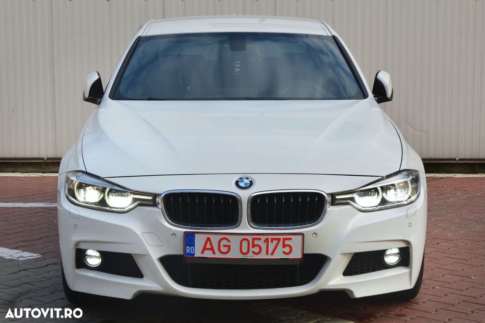 BMW Seria 3 320d xDrive Aut. M Sport - 11
