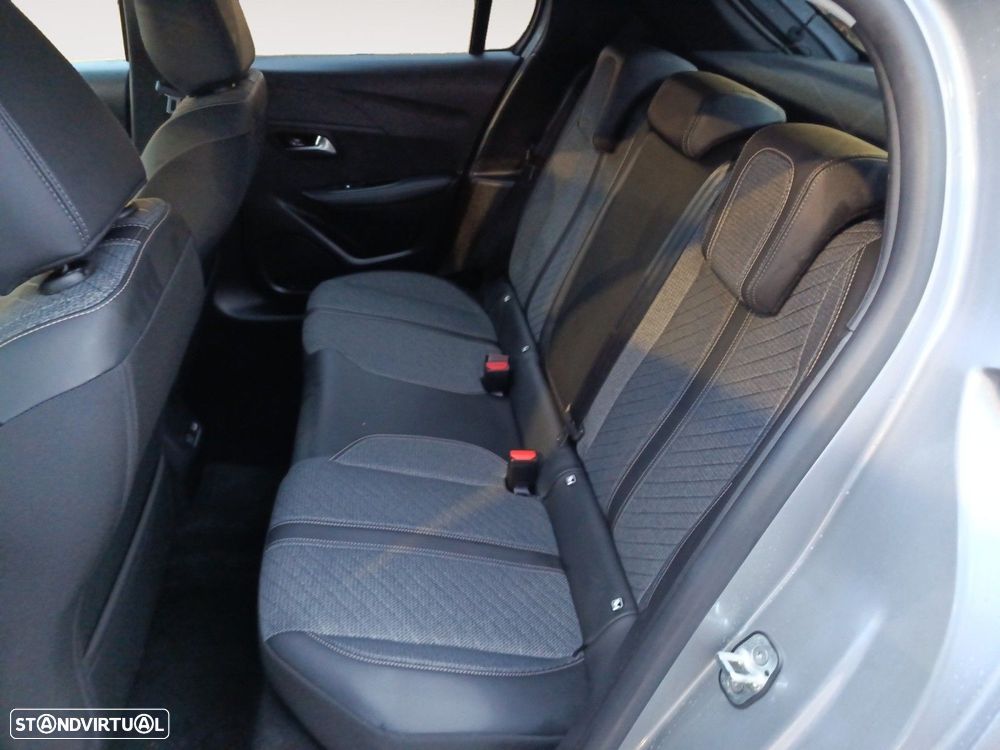 Peugeot 208 1.2 PureTech Allure - 13