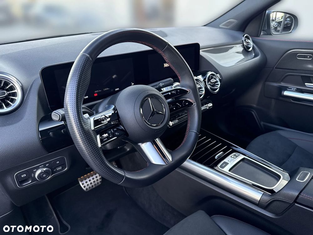 Mercedes-Benz GLA 250 e PHEV AMG Line 8G-DCT - 10