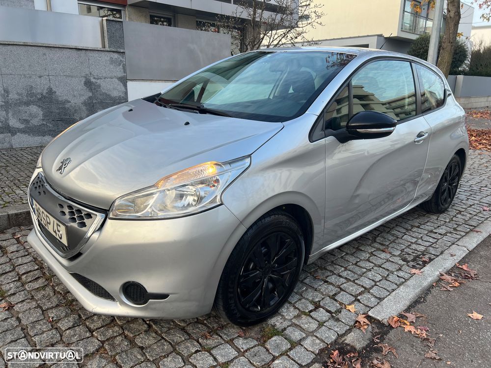 Peugeot 208 e-HDi 68 EGS5 Stop&Start Active - 1