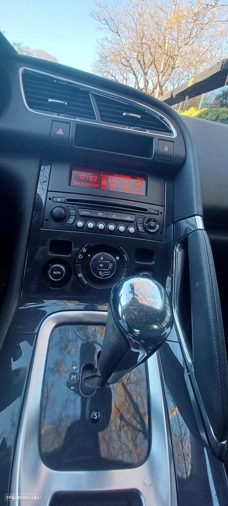 Peugeot 3008 1.6 e-HDi Allure CMP6 - 5