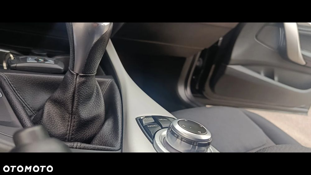 BMW Seria 1 118i Edition Sport - 30