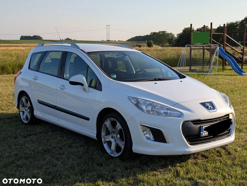 Peugeot 308 e-HDi FAP 115 Stop&Start Business Line Niveau 1 - 6