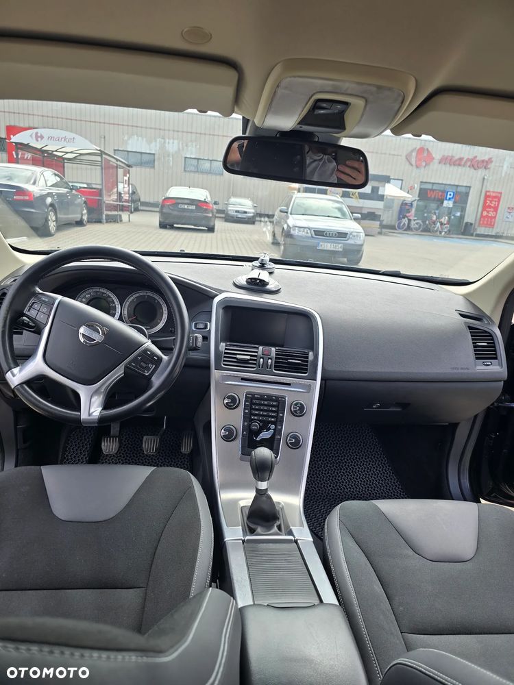 Volvo XC 60 D3 Momentum - 7