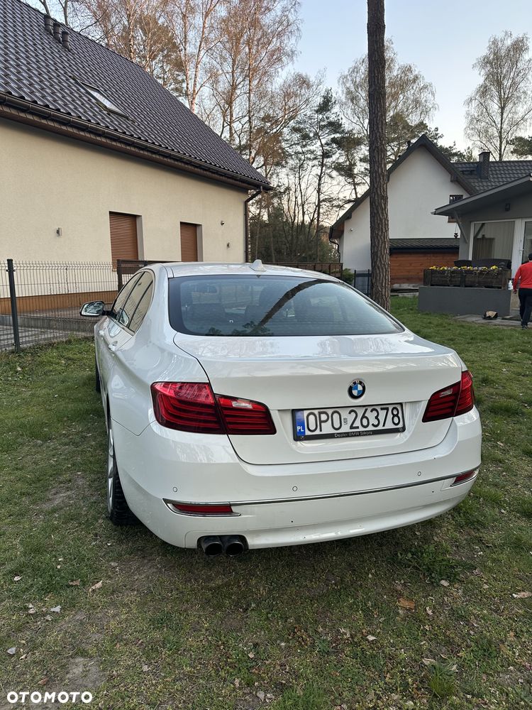 BMW Seria 5 518d Luxury Line - 3