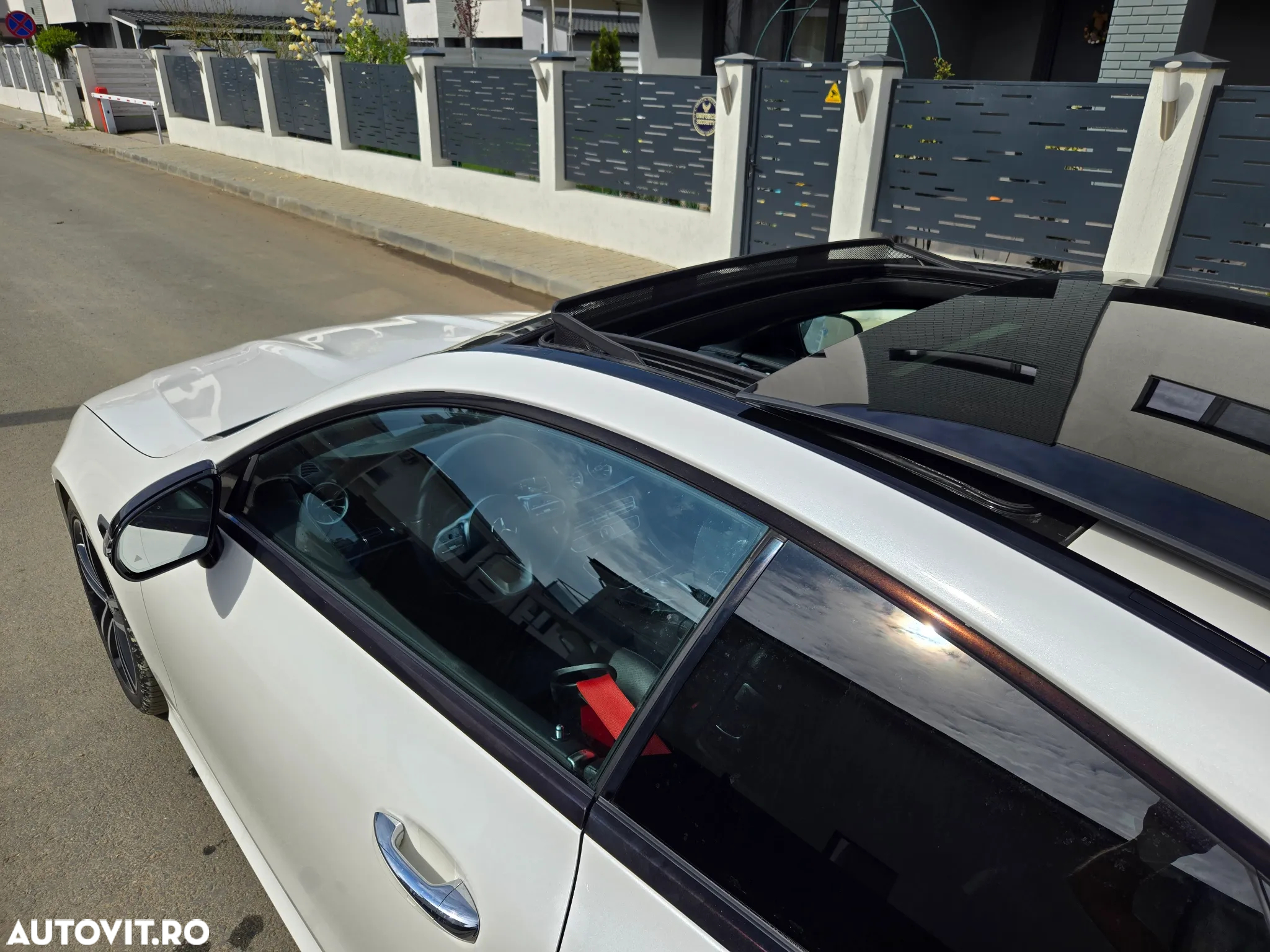 Mercedes-Benz E 350 Coupe 9G-TRONIC AMG Line - 17