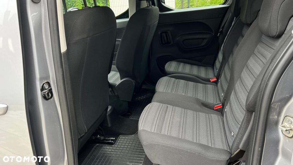 Opel Combo 1.2 Turbo Elite S&S - 19
