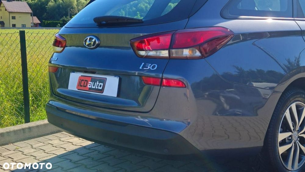 Hyundai i30 - 23