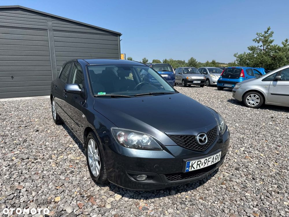Mazda 3 1.6 Exclusive + - 5