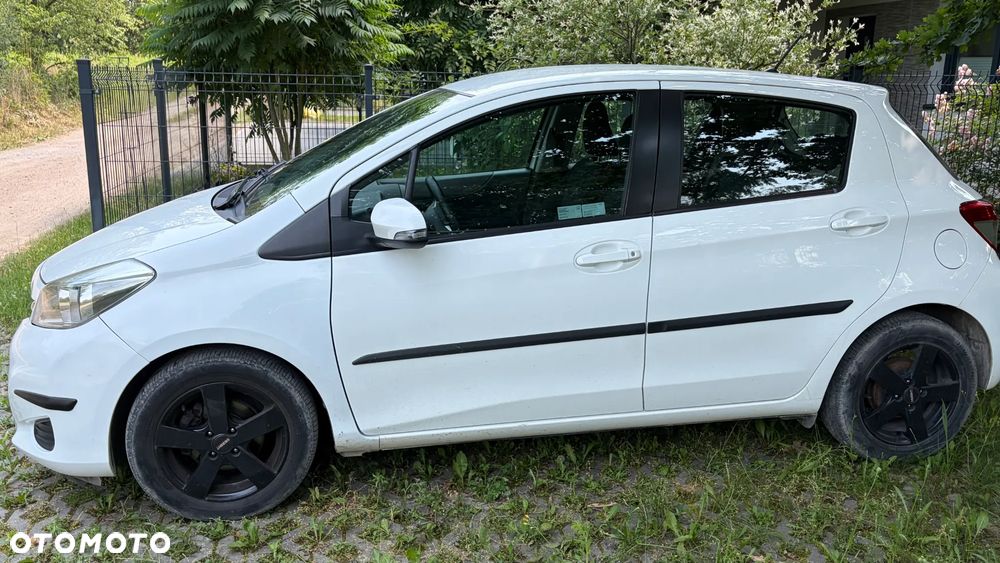 Toyota Yaris 1.33 Active MS - 3