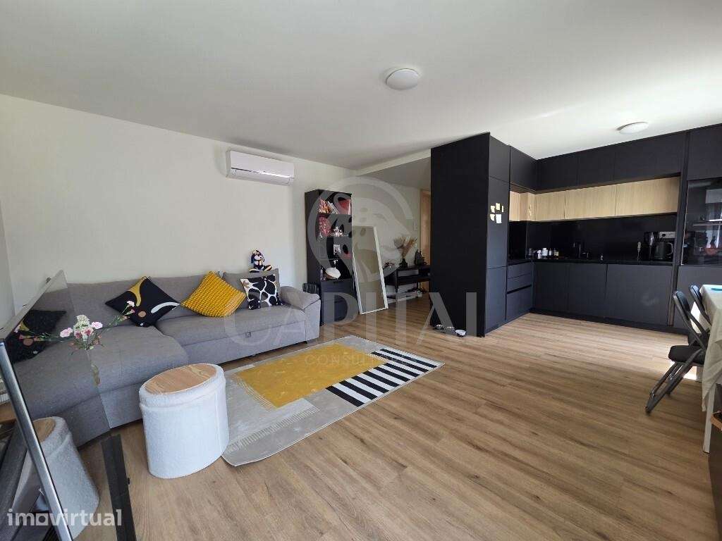 Apartamento com estacionamento - Grande imagem: 2/23