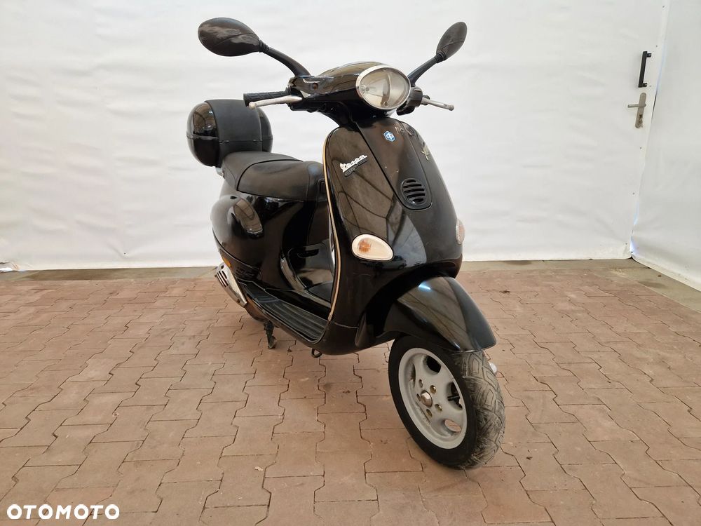Piaggio Vespa - 9