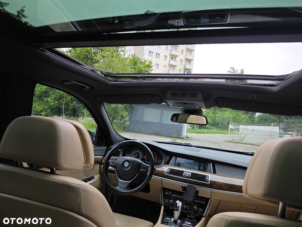 BMW 5GT 530d - 17
